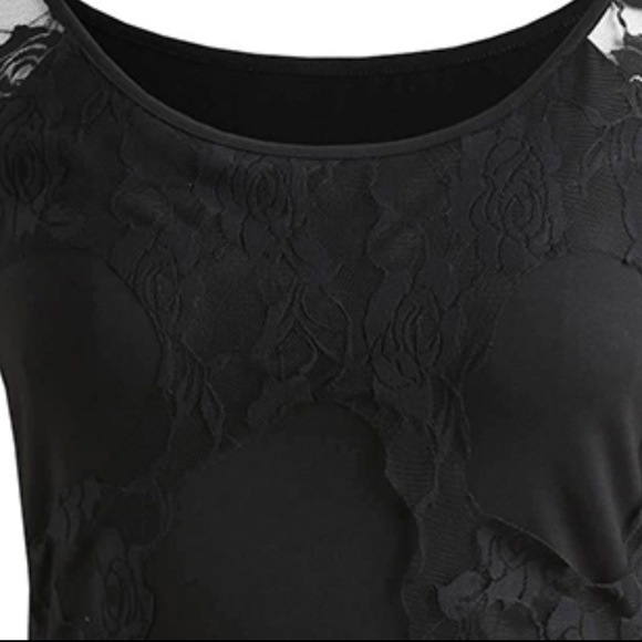 Lace Panel Open Shoulder Plus Size Tee - Black - Picture 7 of 8